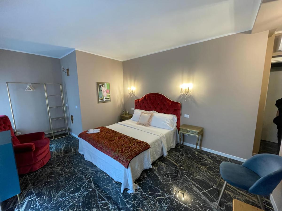 Prestige Suite Via Romagnoli Sirmione Ngoại thất bức ảnh